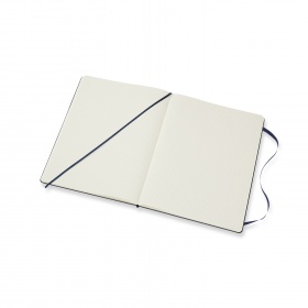 Notes Moleskine Classic 19x25 cm kratka, twarda oprawa, szafirowy