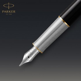Pióro wieczne Parker Sonnet Premium METAL & BLACK GT (F) stalówka z 18K złota 